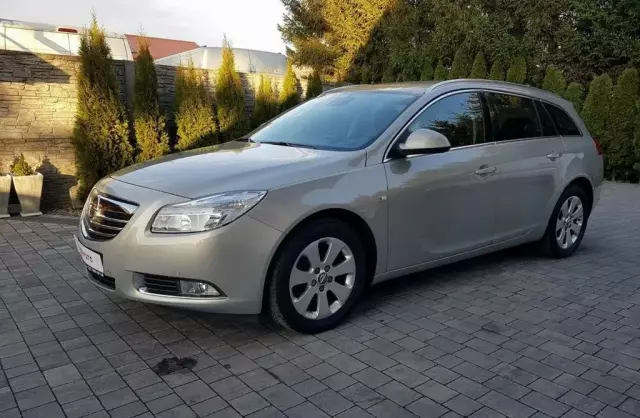 OPEL Insignia 