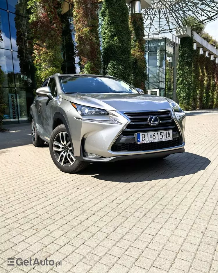 LEXUS NX 300h Comfort AWD