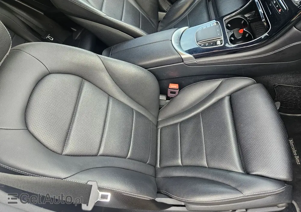 MERCEDES-BENZ GLC 220 d 4Matic 9G-TRONIC