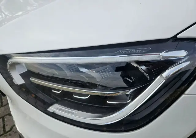 MERCEDES-BENZ GLC 220 d 4Matic 9G-TRONIC