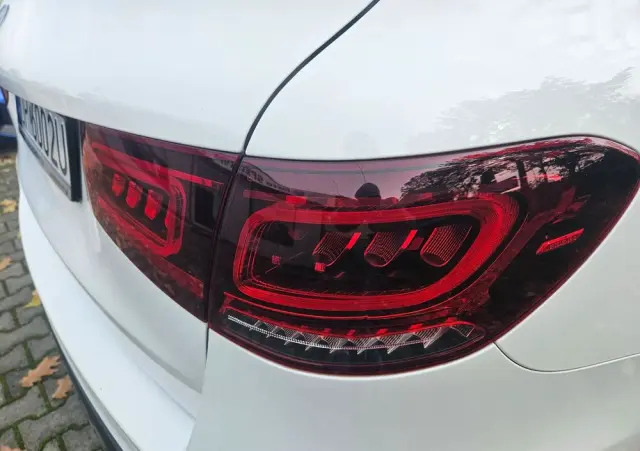 MERCEDES-BENZ GLC 220 d 4Matic 9G-TRONIC