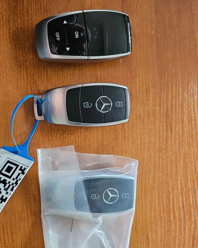 MERCEDES-BENZ GLC 220 d 4Matic 9G-TRONIC