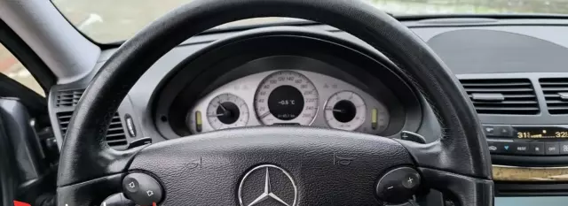 MERCEDES-BENZ Klasa E 