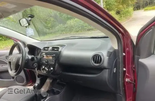 MITSUBISHI Space Star 