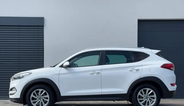 HYUNDAI Tucson 1.7 CRDI BlueDrive Comfort 2WD DCT