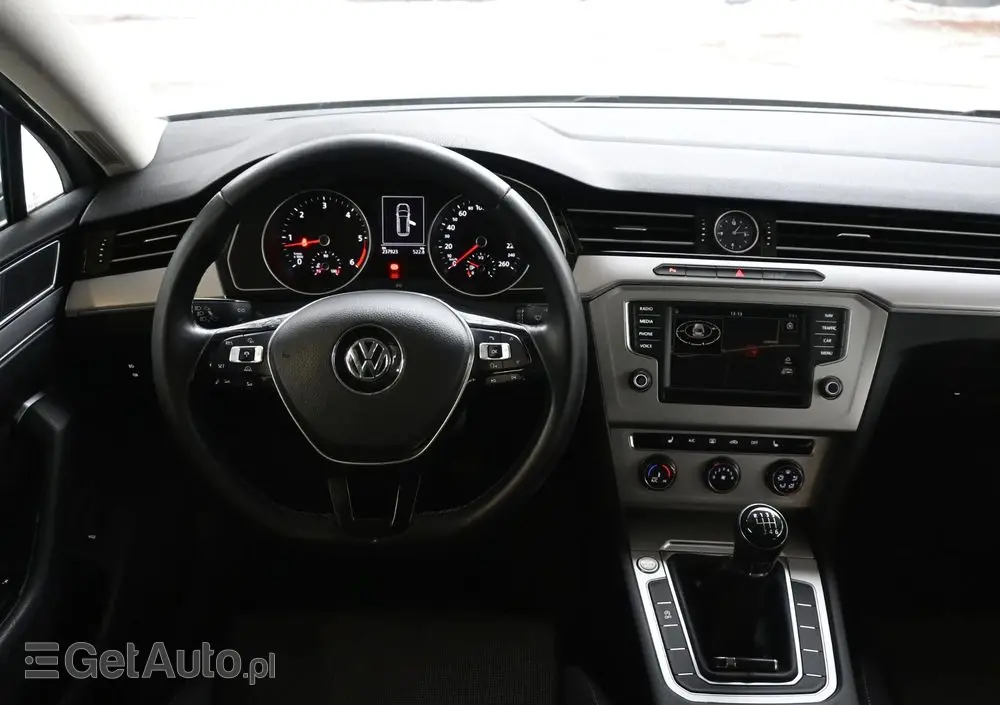 VOLKSWAGEN Passat 1.6 TDI (BlueMotion Technology) Comfortline