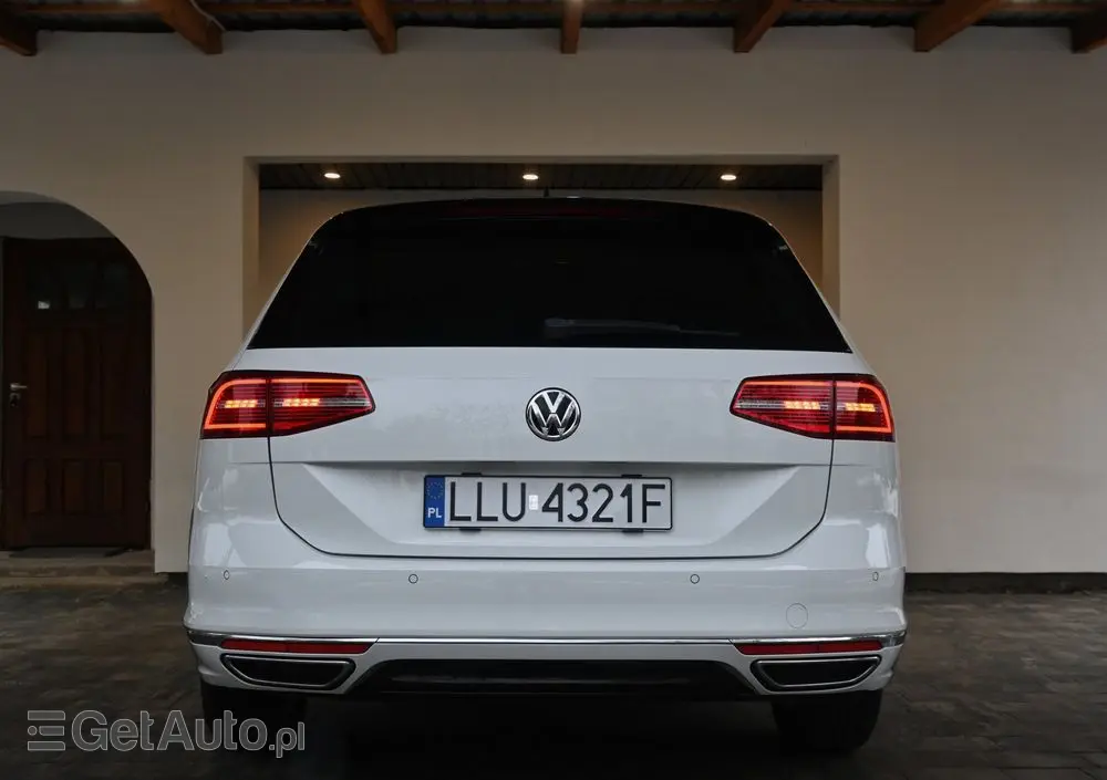 VOLKSWAGEN Passat 1.6 TDI (BlueMotion Technology) Comfortline