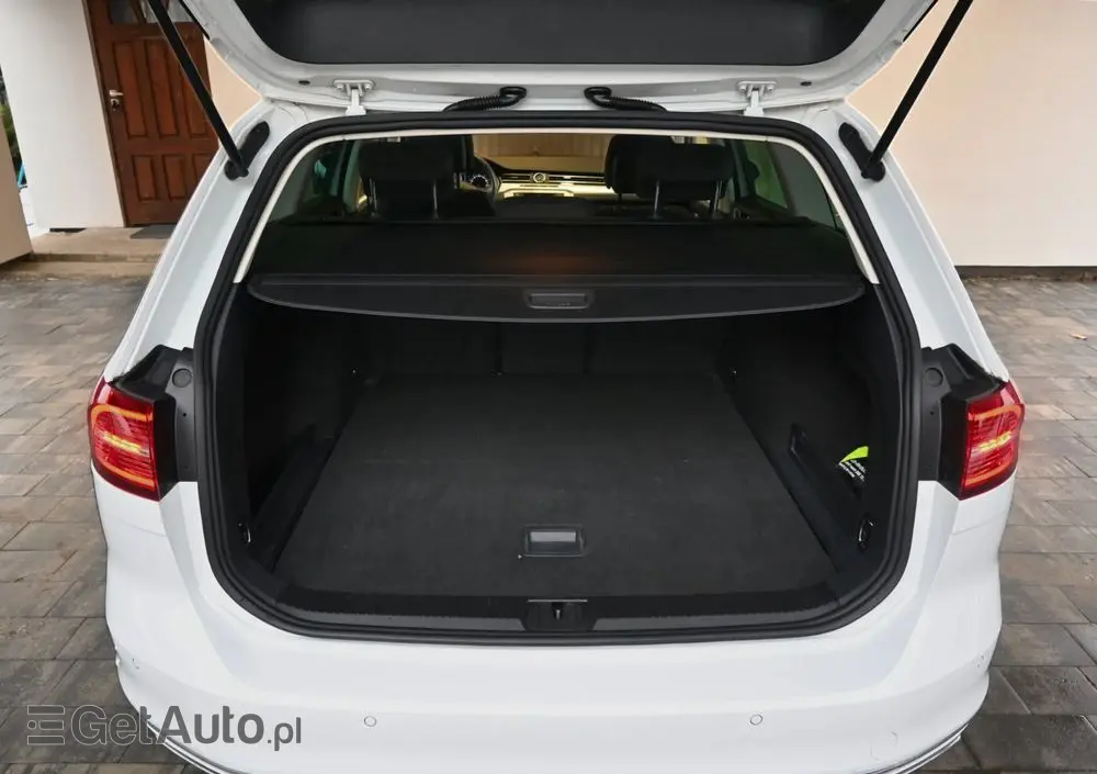 VOLKSWAGEN Passat 1.6 TDI (BlueMotion Technology) Comfortline