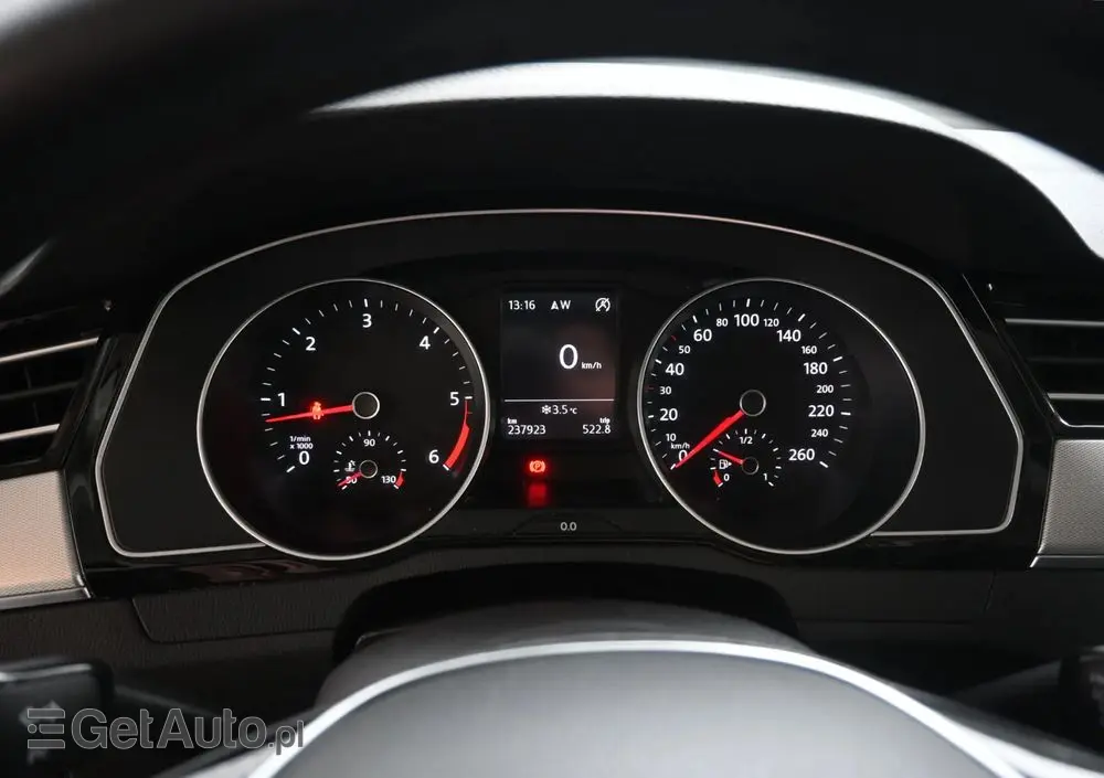 VOLKSWAGEN Passat 1.6 TDI (BlueMotion Technology) Comfortline