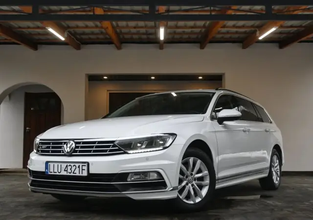 VOLKSWAGEN Passat 1.6 TDI (BlueMotion Technology) Comfortline