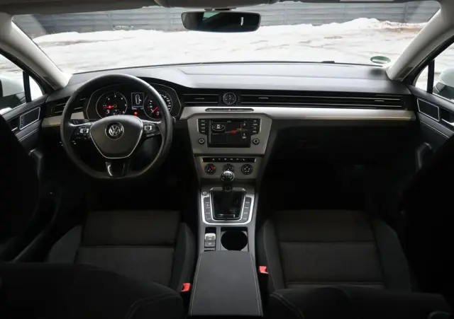 VOLKSWAGEN Passat 1.6 TDI (BlueMotion Technology) Comfortline