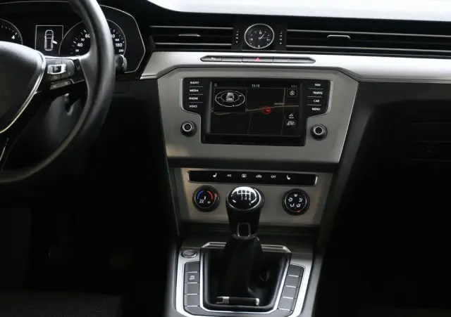 VOLKSWAGEN Passat 1.6 TDI (BlueMotion Technology) Comfortline