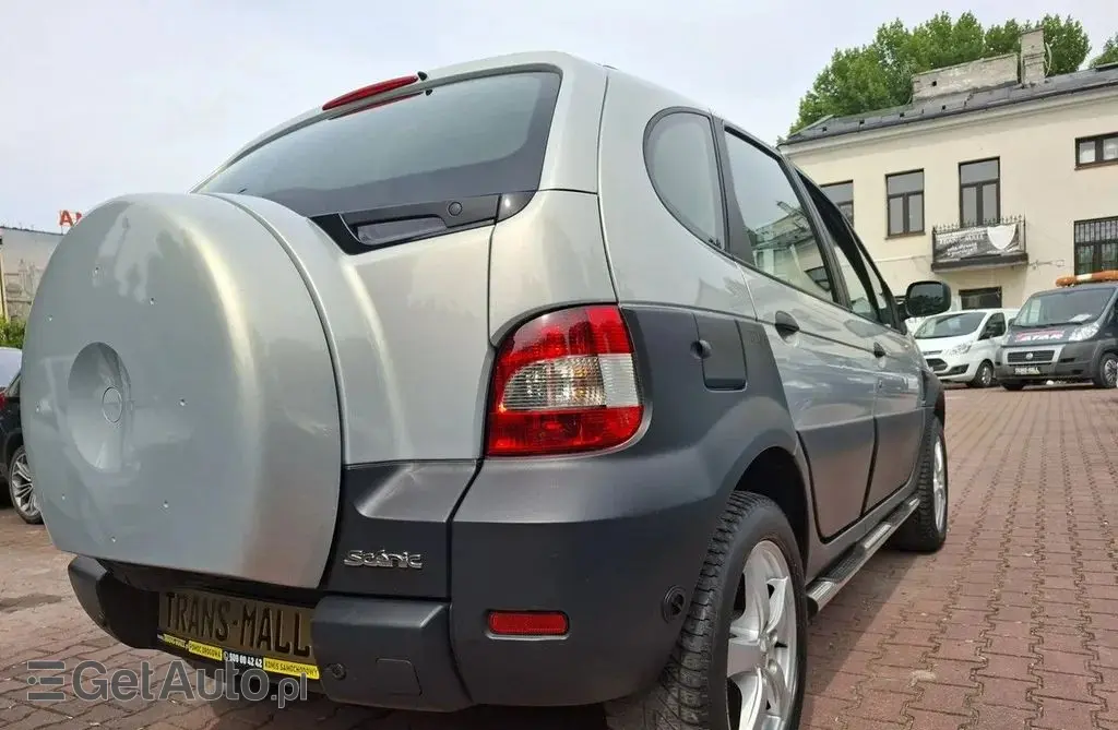 RENAULT Scenic 