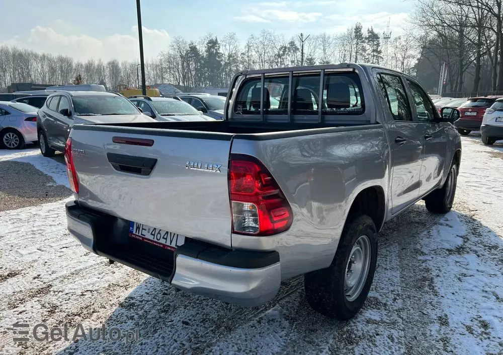 TOYOTA Hilux 2.4 D-4D Double Cab DLX 4x4