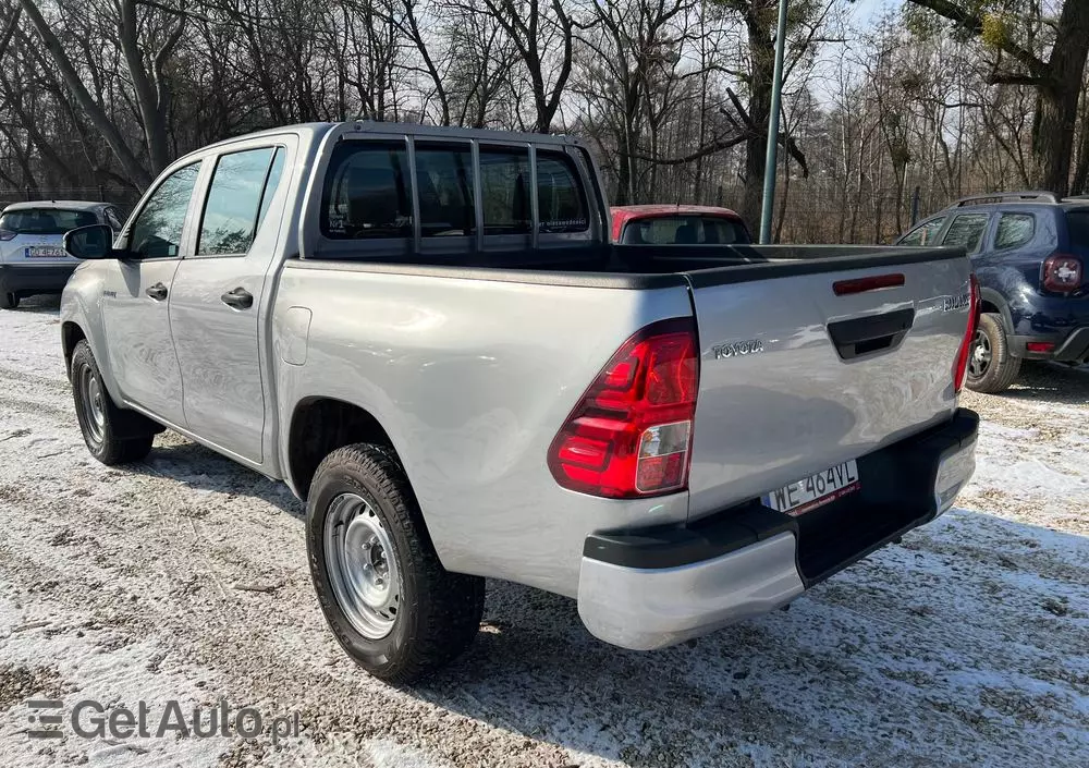 TOYOTA Hilux 2.4 D-4D Double Cab DLX 4x4