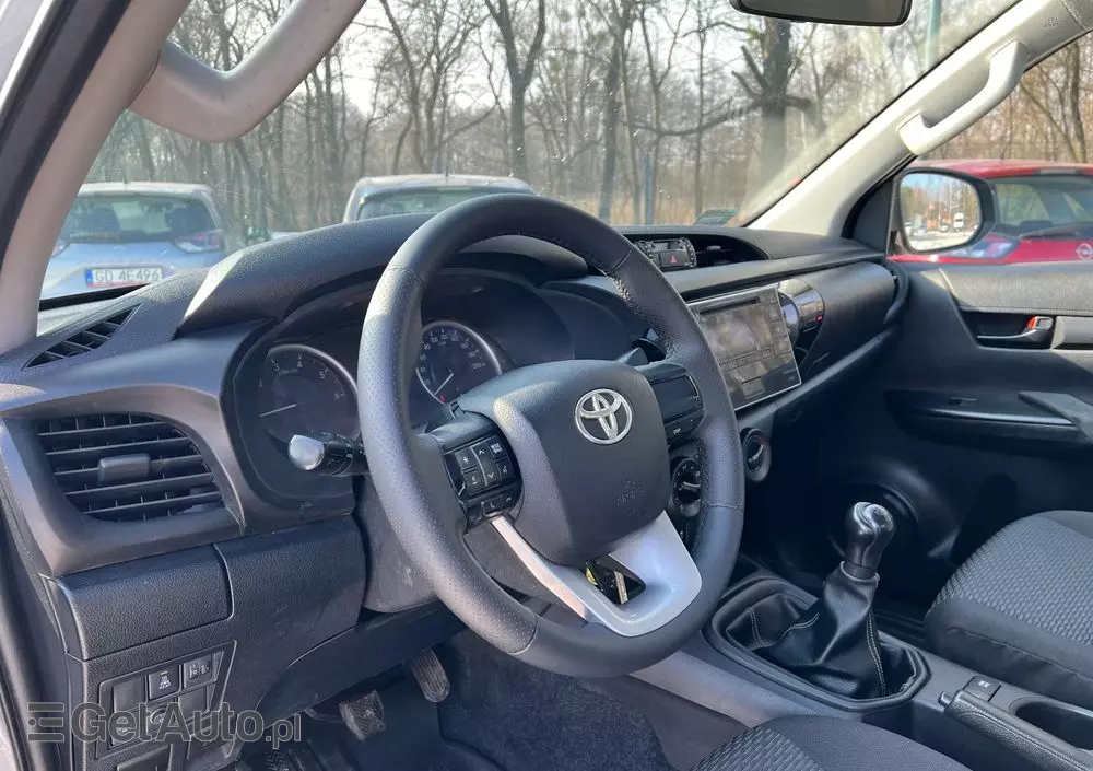 TOYOTA Hilux 2.4 D-4D Double Cab DLX 4x4