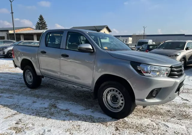 TOYOTA Hilux 2.4 D-4D Double Cab DLX 4x4