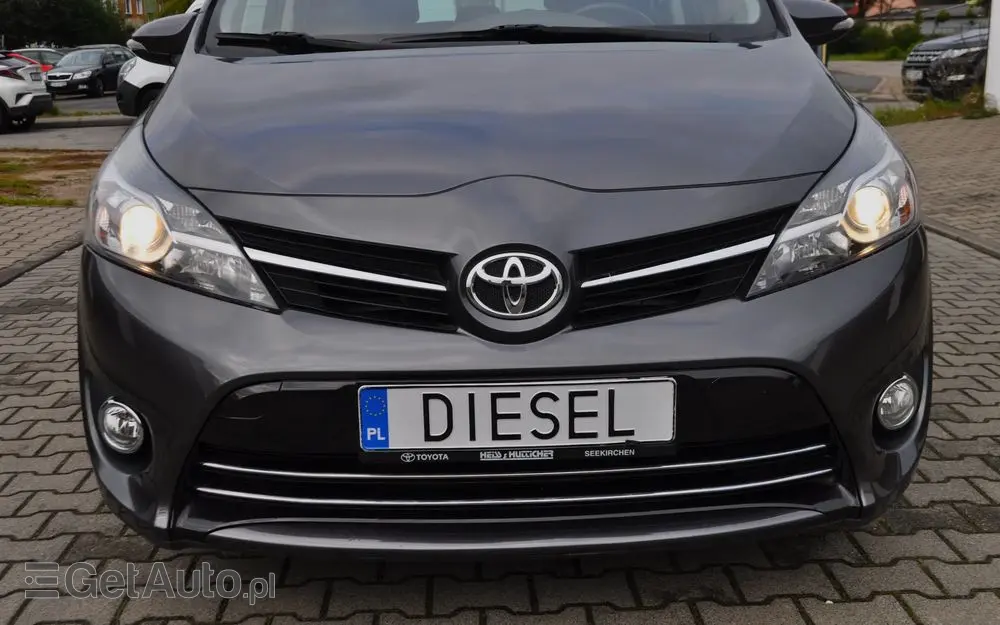 TOYOTA Verso 1.6 D-4D 5-Sitzer Start/Stop Comfort