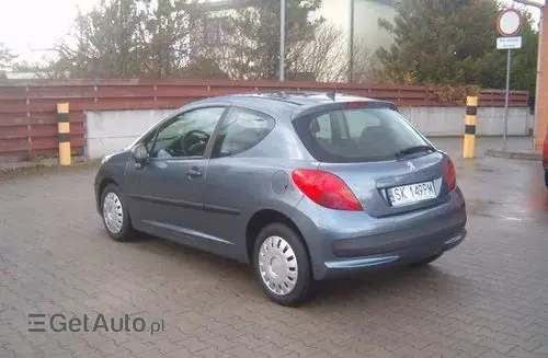 PEUGEOT 207 