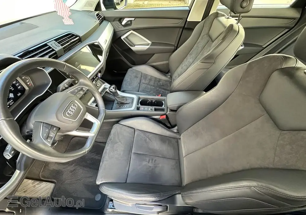 AUDI Q3 35 TFSI S line S tronic