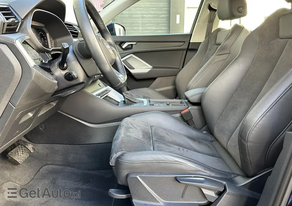 AUDI Q3 35 TFSI S line S tronic