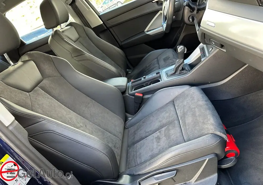 AUDI Q3 35 TFSI S line S tronic