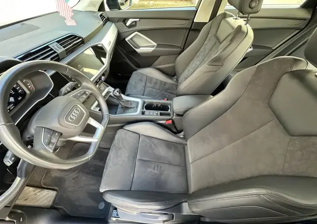 AUDI Q3 35 TFSI S line S tronic