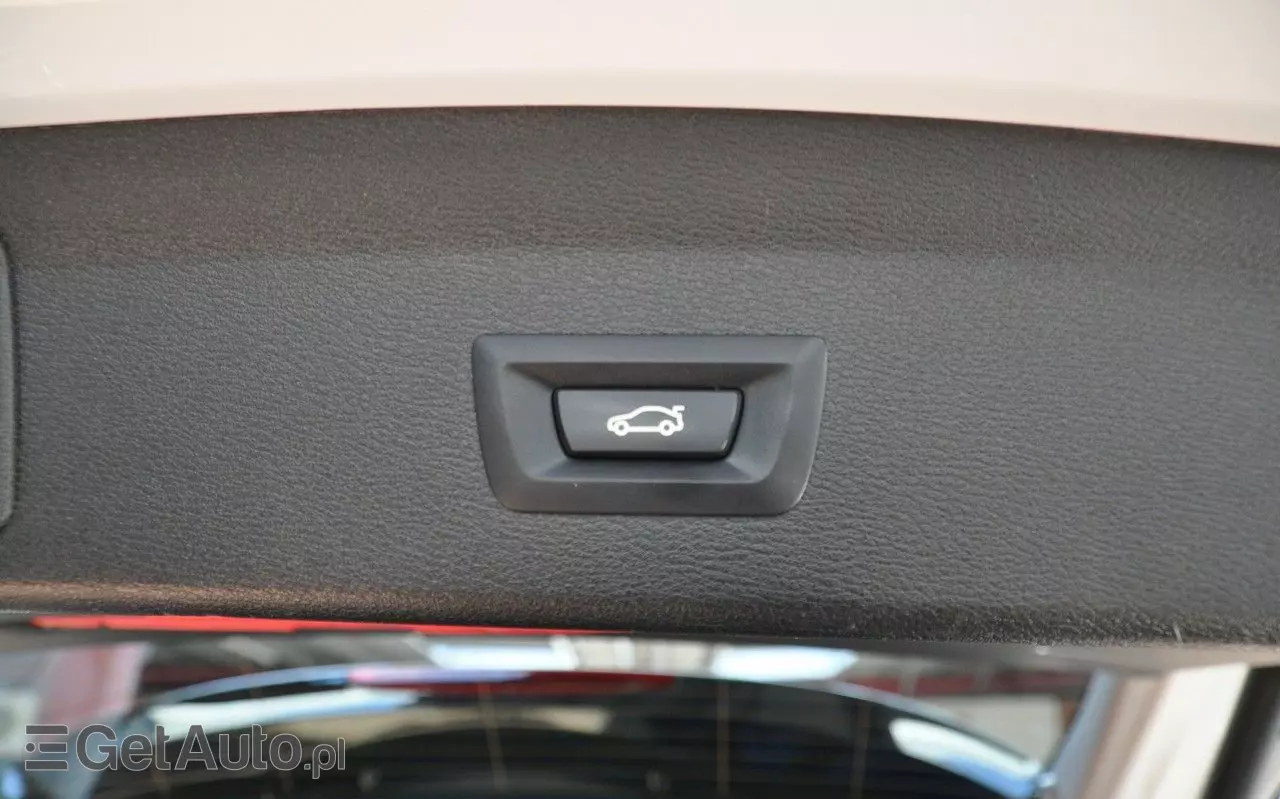 BMW X1 SDrive18i GPF xLine