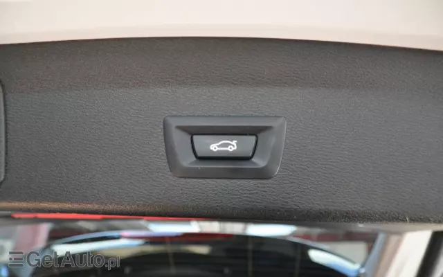 BMW X1 SDrive18i GPF xLine