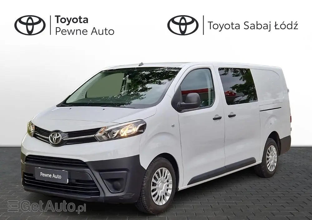 TOYOTA PROACE 