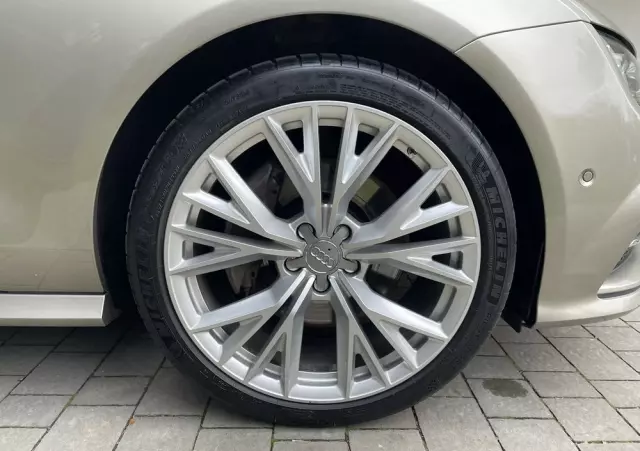 AUDI A7 