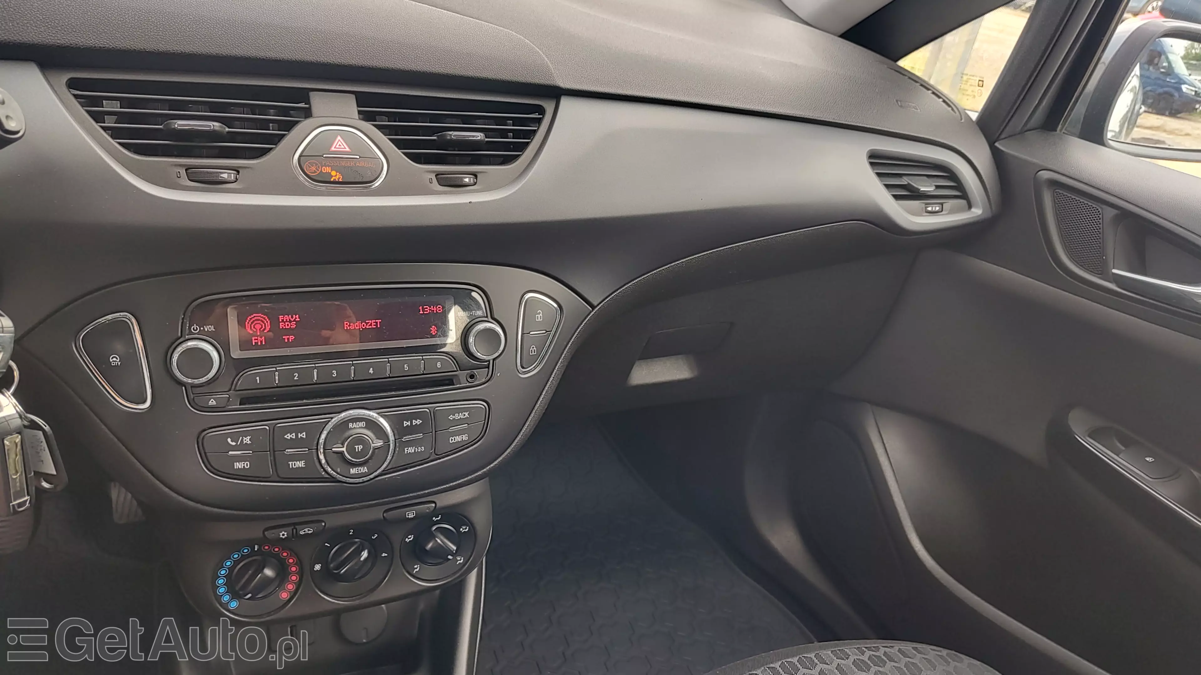 OPEL Corsa Color Edition