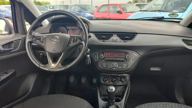 OPEL Corsa Color Edition