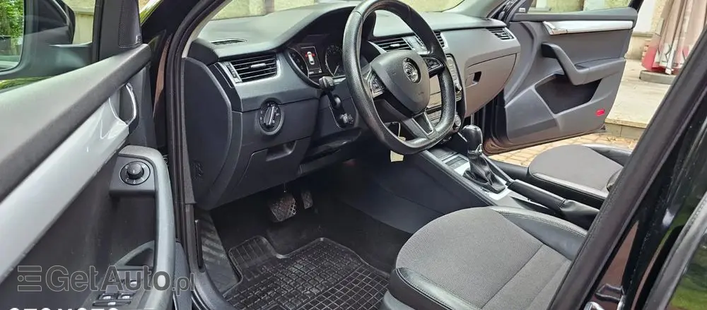 SKODA Octavia 2.0 TDI Style DSG