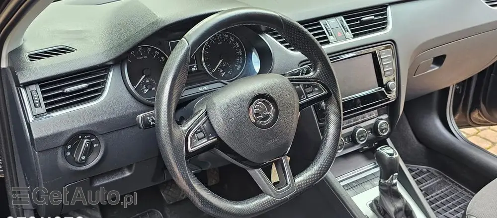 SKODA Octavia 2.0 TDI Style DSG