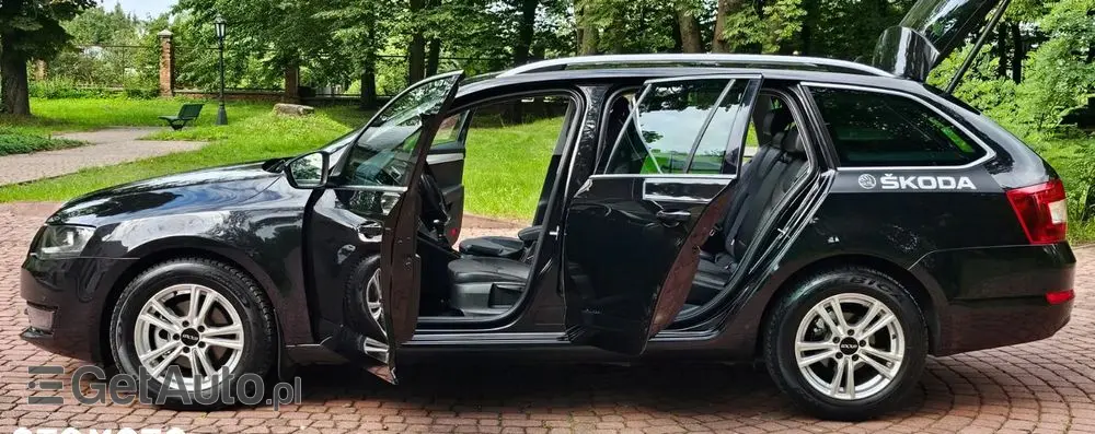 SKODA Octavia 2.0 TDI Style DSG