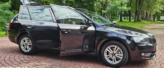 SKODA Octavia 2.0 TDI Style DSG