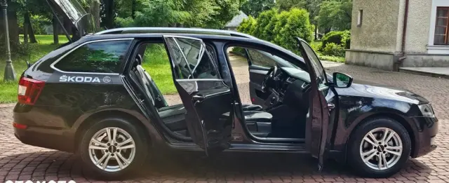 SKODA Octavia 2.0 TDI Style DSG