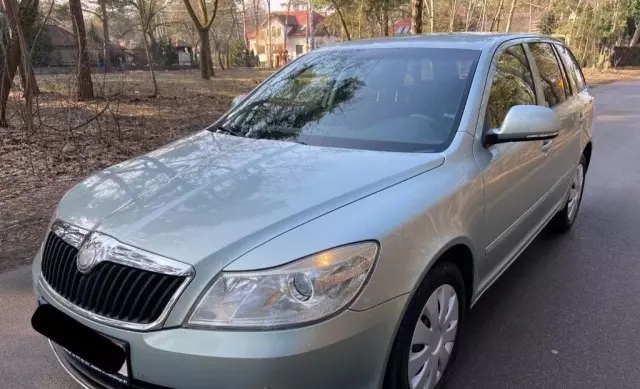 SKODA Octavia 