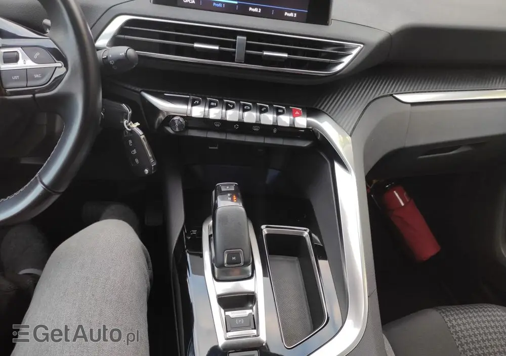 PEUGEOT 5008 1.2 PureTech Active S&S EAT8