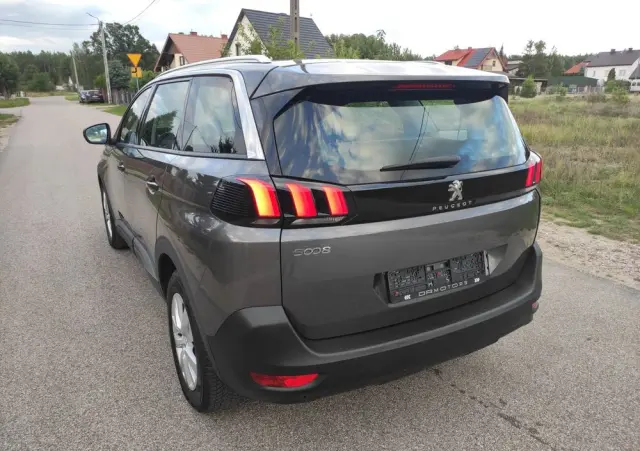 PEUGEOT 5008 1.2 PureTech Active S&S EAT8