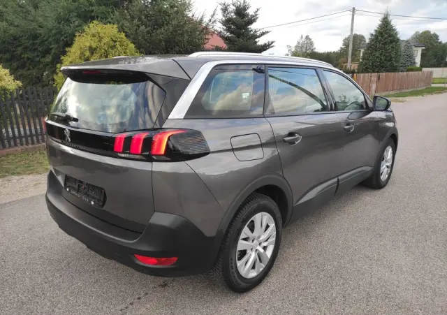 PEUGEOT 5008 1.2 PureTech Active S&S EAT8