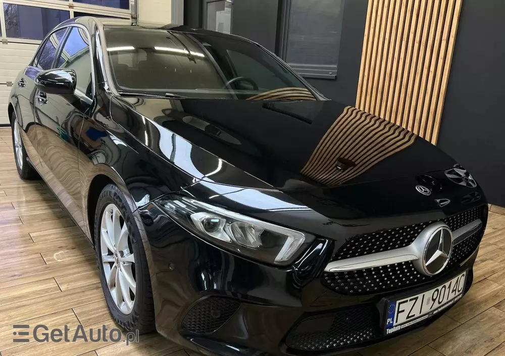 MERCEDES-BENZ Klasa A 200 d 8G-DCT Style