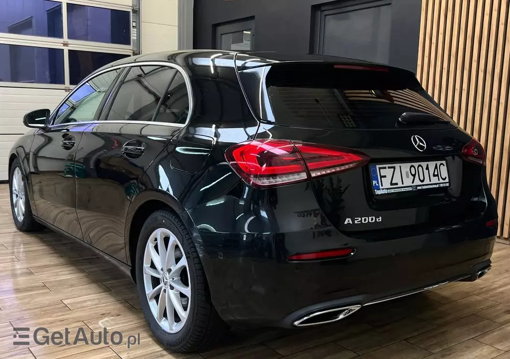 MERCEDES-BENZ Klasa A 200 d 8G-DCT Style