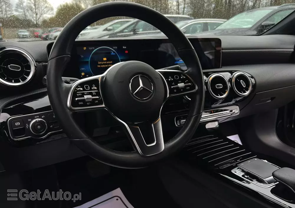 MERCEDES-BENZ Klasa A 200 d 8G-DCT Style