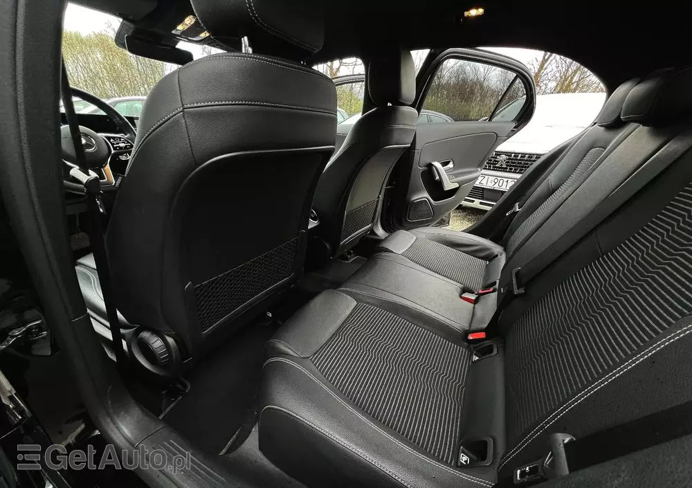 MERCEDES-BENZ Klasa A 200 d 8G-DCT Style