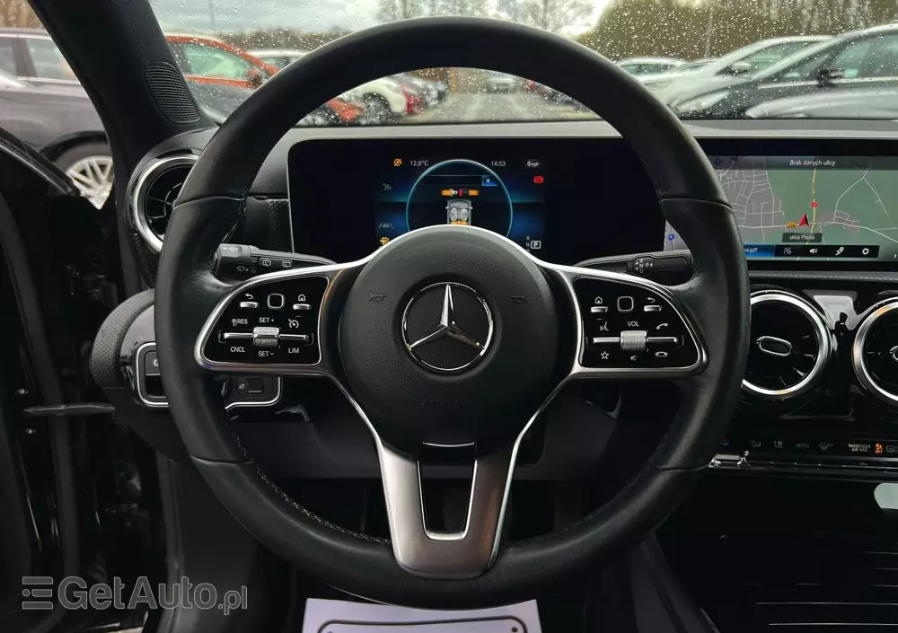 MERCEDES-BENZ Klasa A 200 d 8G-DCT Style