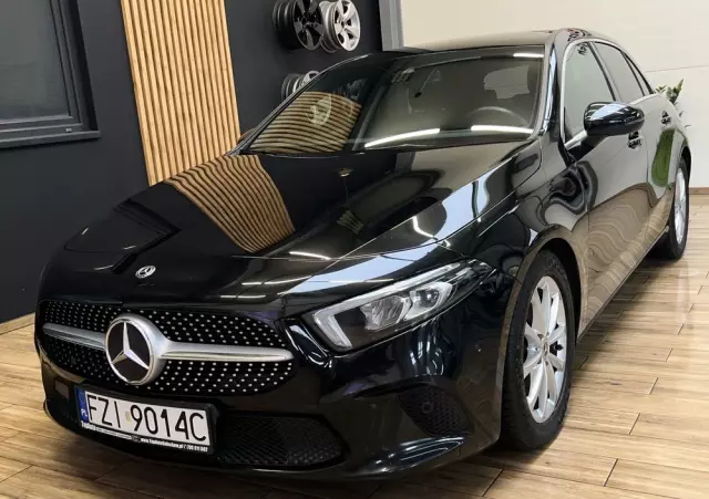 MERCEDES-BENZ Klasa A 200 d 8G-DCT Style
