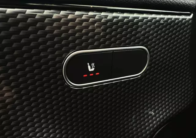 MERCEDES-BENZ Klasa A 200 d 8G-DCT Style