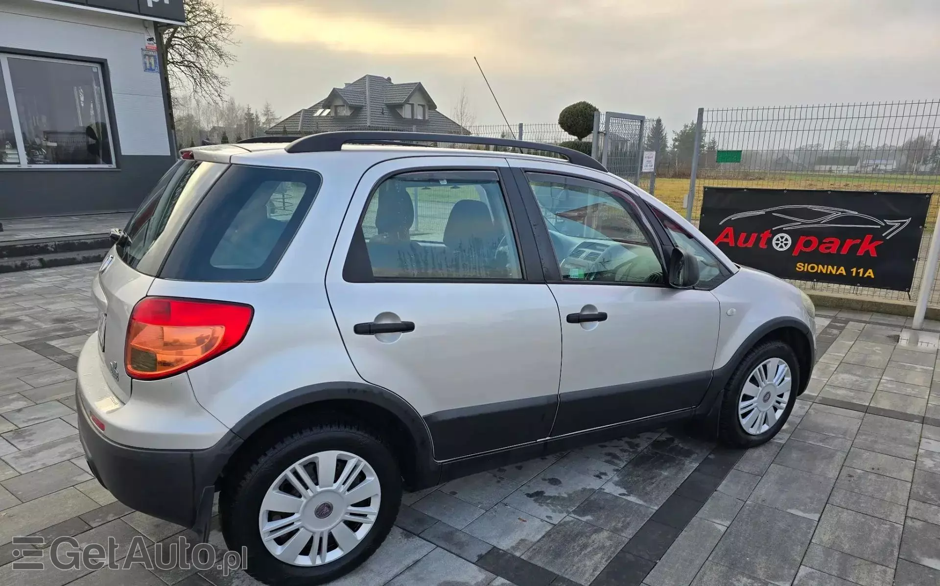 FIAT Sedici 1.6 i 16V (107 KM)